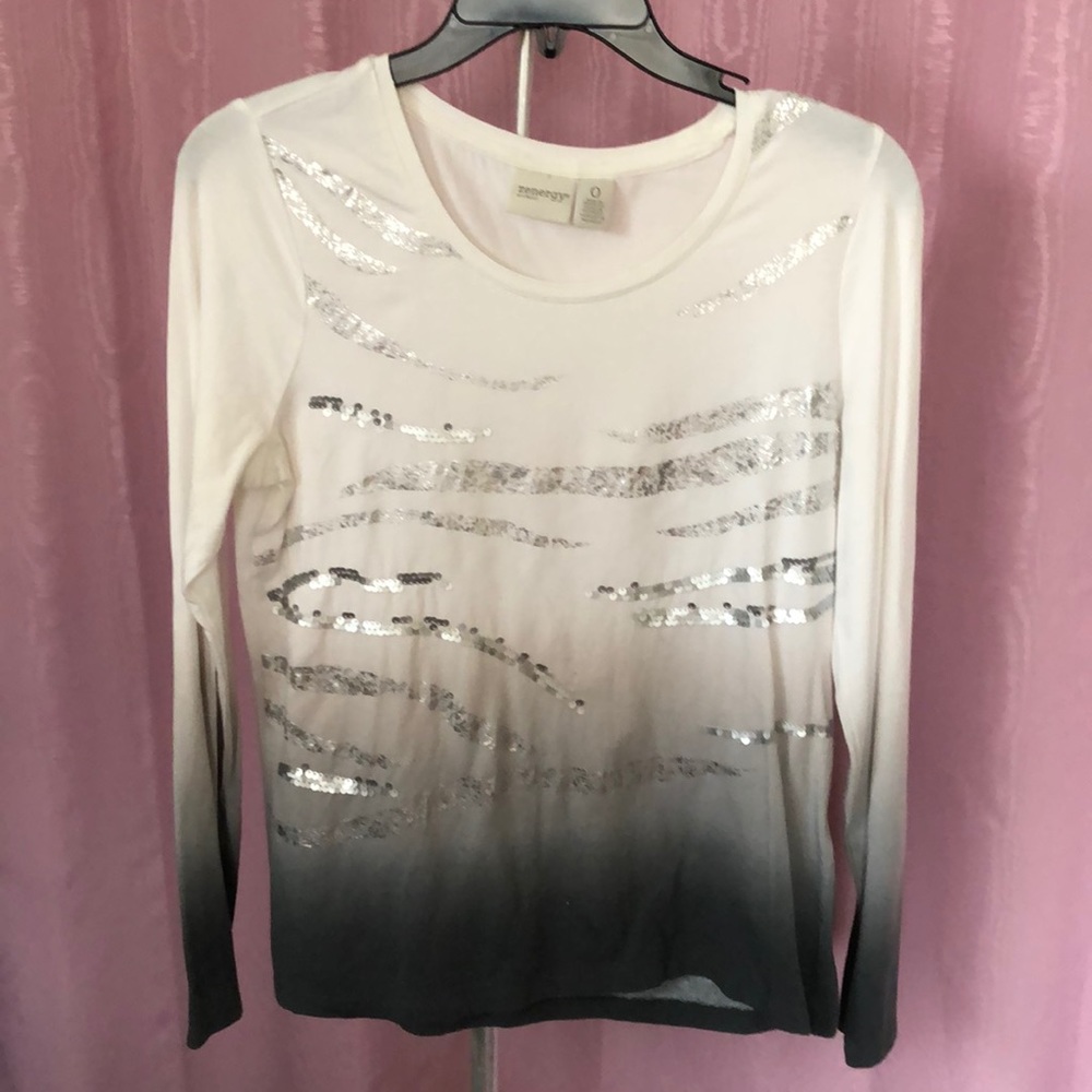 Chico’s Zenergy embellished gray & white Tee